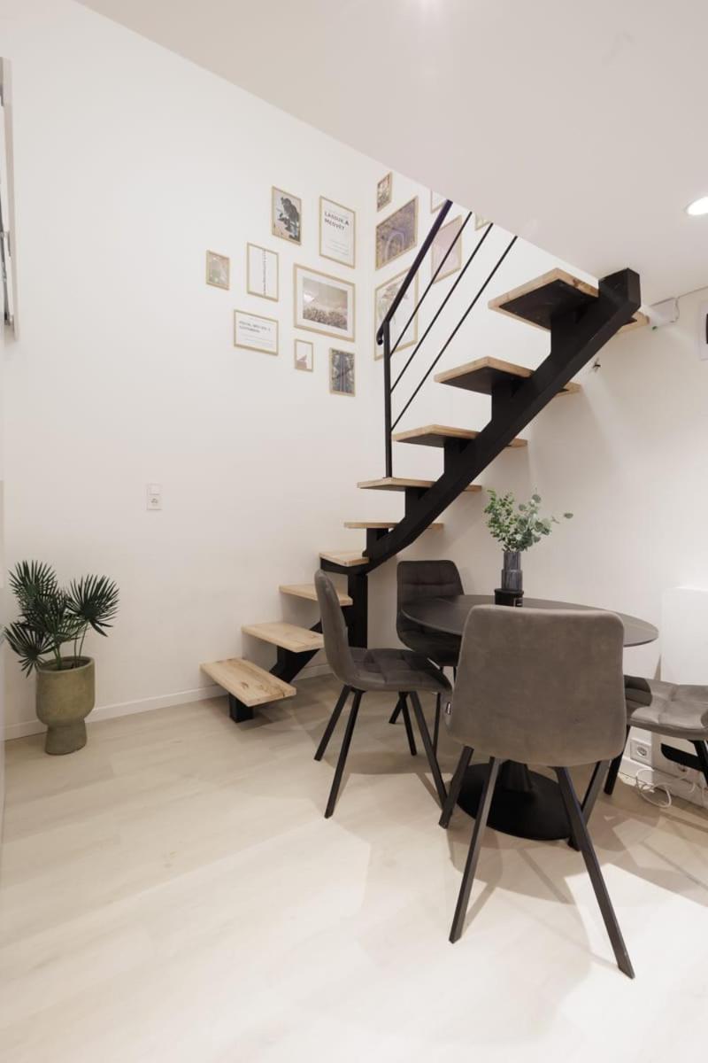 The Urban Chill Spot Harsfa Street Apartment Budapest Luaran gambar